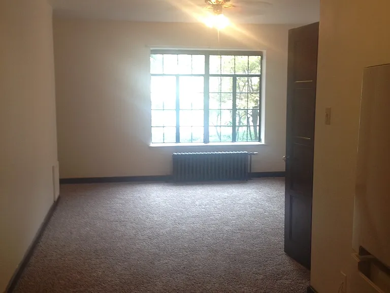 775 E. Broad St — Photo 68
