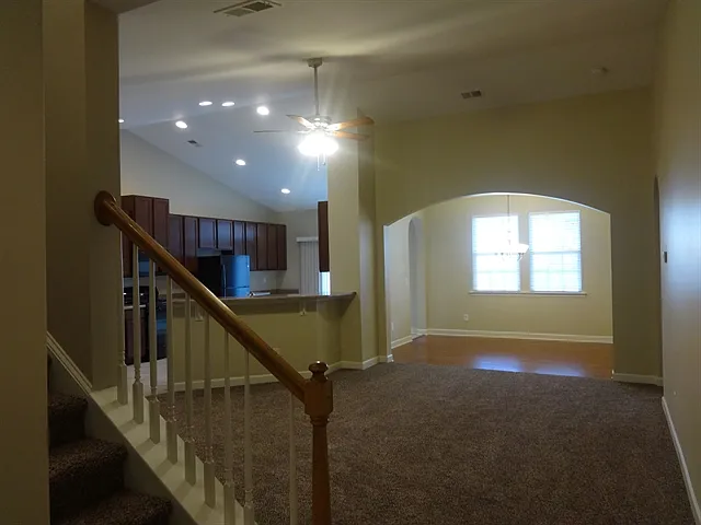 308 Nuttall Dr — Photo 19