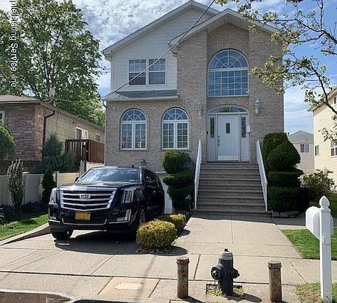 2nd image of 163 Stafford Ave
