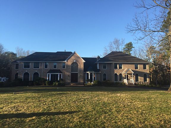 10 Woodsfield - Street view 