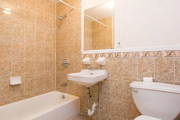 Rented by Nest Seekers International | media 12