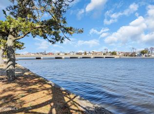 302 Deal Lake Drive #18, Asbury Park, NJ 07712
