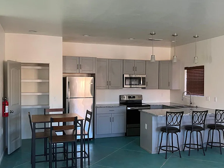 167 N 225 W — Photo 1