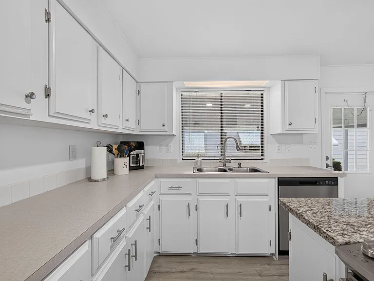 7640 SE Shenandoah Dr — Photo 18