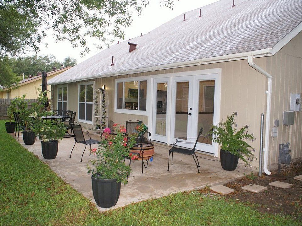 2nd image of 12006 Los Cerdos St