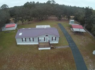 10455 NE 227th Place Rd, Fort Mc Coy, FL 32134