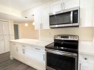 185 Lakeview Dr APT 102, Fort Lauderdale, FL, 33326