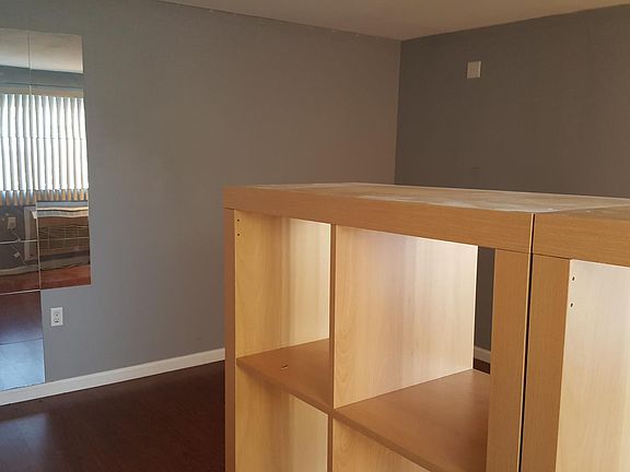 5th image of 782 Nugent Ave