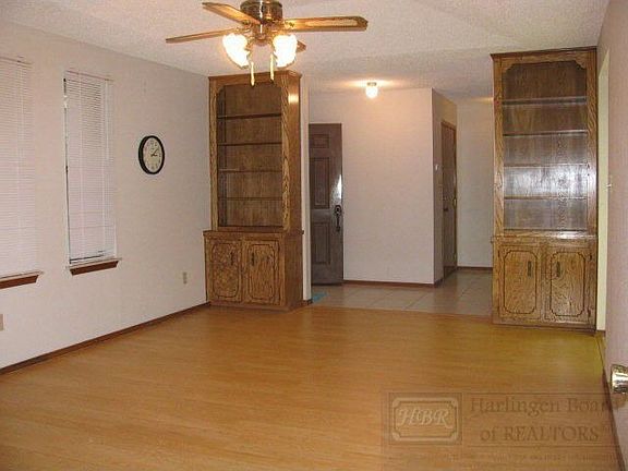 2nd image of 1117 E Matz Ave