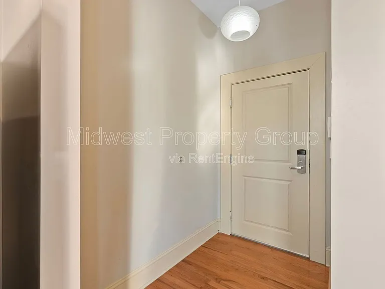 Chouteau Lofts — Photo 4