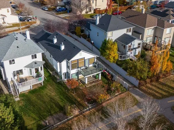 3 S Tuscany Meadows Cres NW, Calgary, AB T3L 2T9