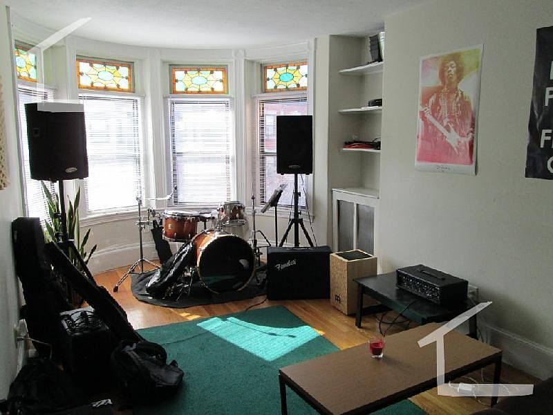 2nd image of 47 Westland Ave #17