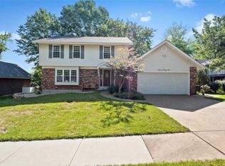 746 Clairfield Dr, Fenton, MO 63026