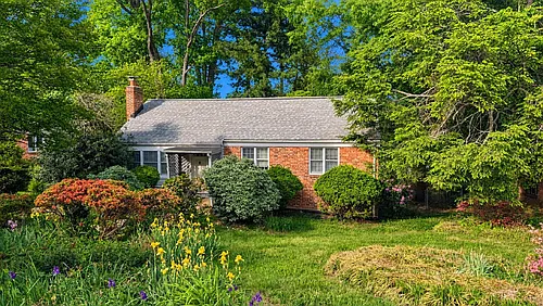 2527 Buckelew Dr Photo 1