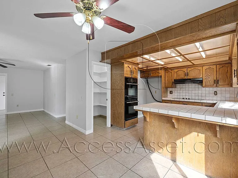 4473 Brighton Ct — Photo 4
