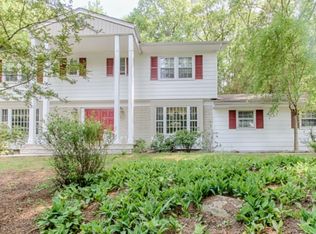 25 Pigeon Hill Rd, Morris Plains, NJ 07950