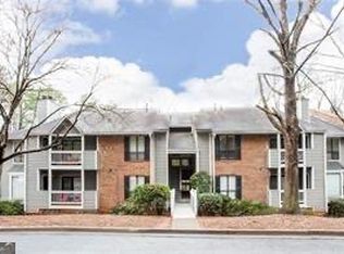307 Warm Springs Cir, Roswell, GA