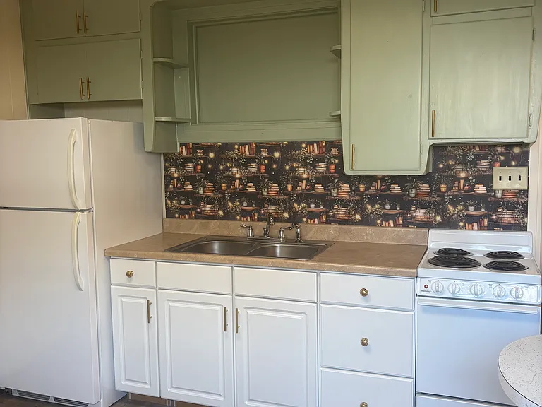 31 N Main St #3 — Photo 1