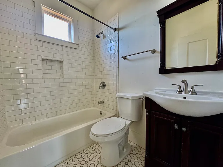 3629 West St — Photo 17