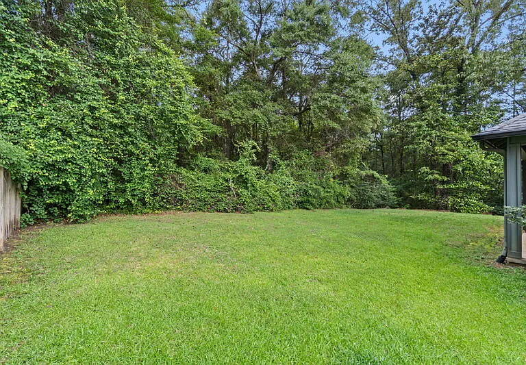 6008 Trestle St — Photo 30