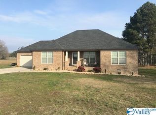 15203 Hobbs Rd, Athens, AL 35614