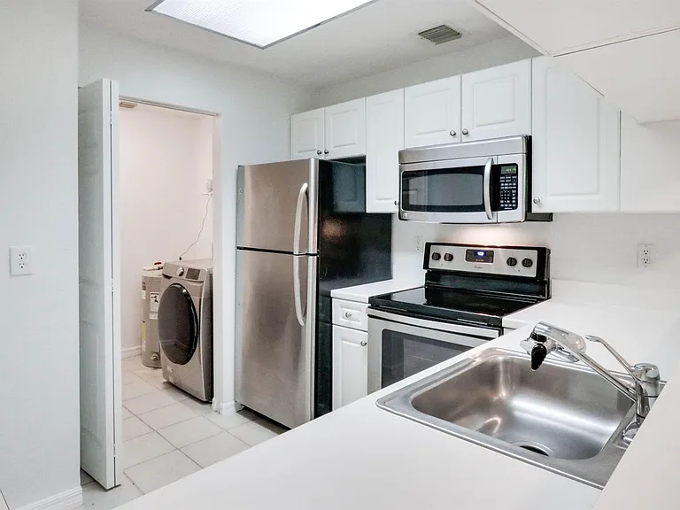 2916 Tuscany Ct #106 — Photo 10