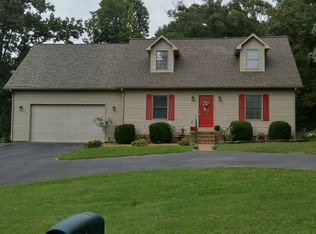 200 Division St, Grand Rivers, KY 42045