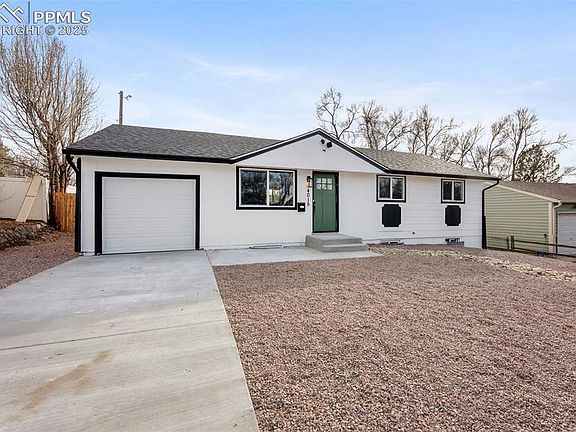 3rd image of 4015 E Pikes Peak Ave