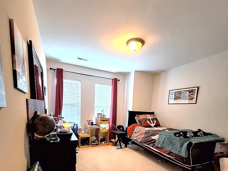 16832 Kettlewell Ln — Photo 11