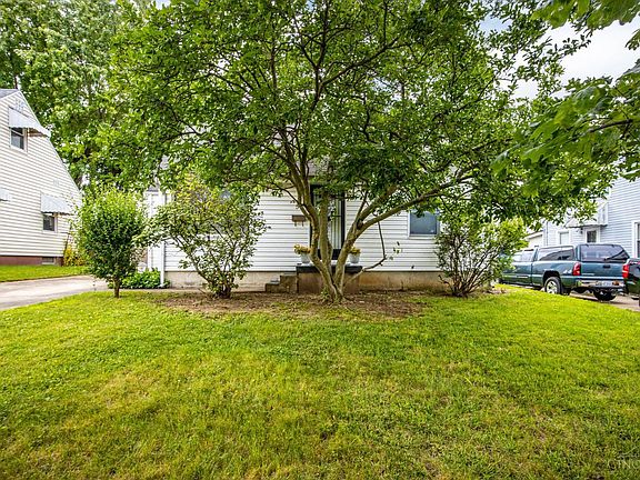 4th image of 56 Linda Ln