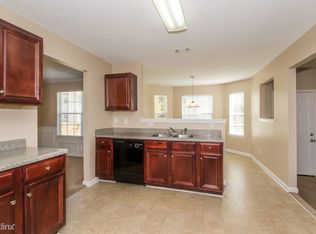 405 Othello Dr, Hampton, GA
