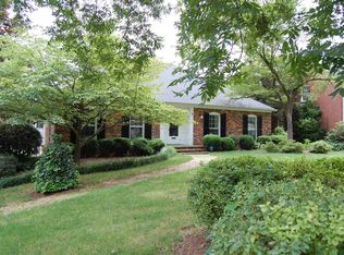 2701 Picardy Pl, Charlotte, NC 28209