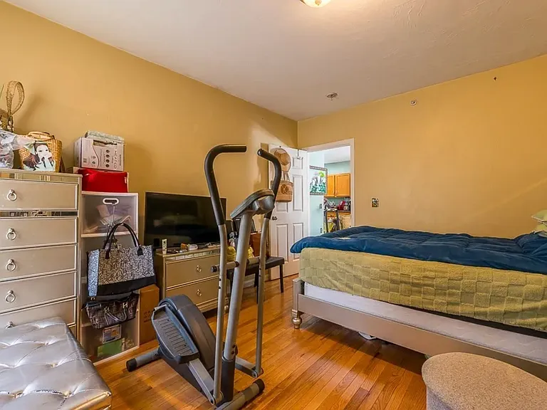 10 Lucian St #1 — Photo 11