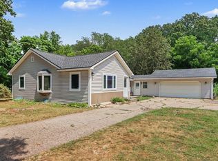 13801 32nd St, Gobles, MI 49055