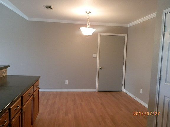 4th image of 1002 NW Avenue J