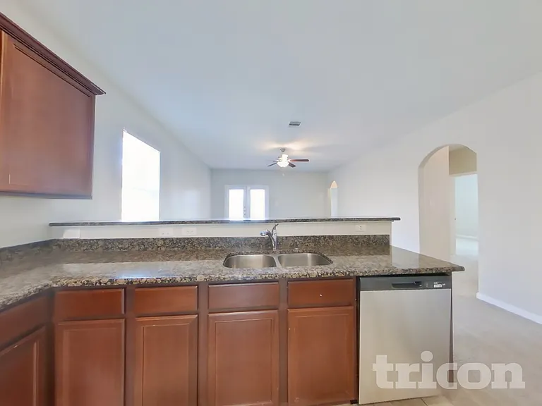 10823 Spring Brook Pass Dr — Photo 6
