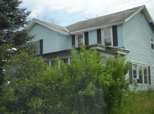 463 Hilltop Rd, Sprakers, NY 12166