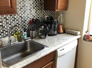 370 S Highland Ave APT 5, Pittsburgh, PA