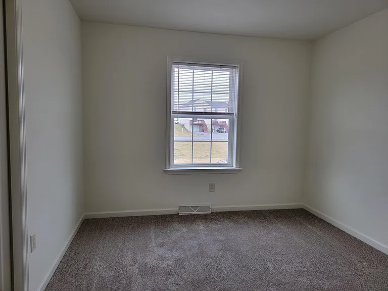 56 Gable Dr — Photo 19