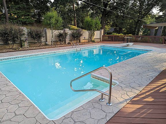 18x36 chlorine pool
