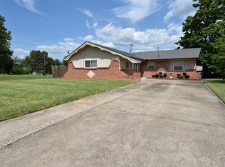 924 Cherokee St, Seminole, OK 74868