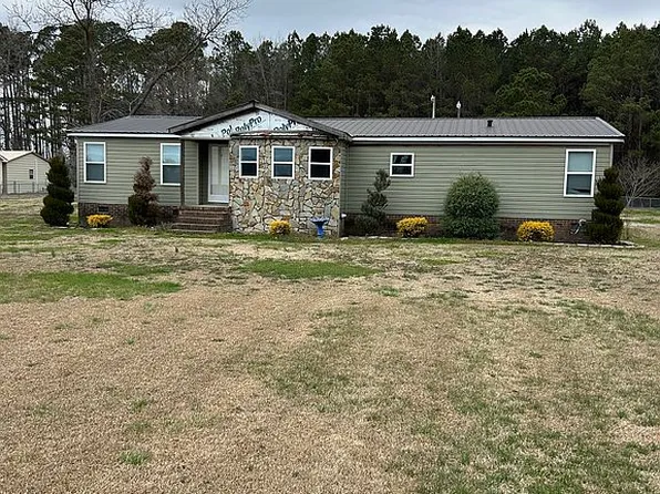 6156 Saint Marys Church Rd, Lucama, NC 27851