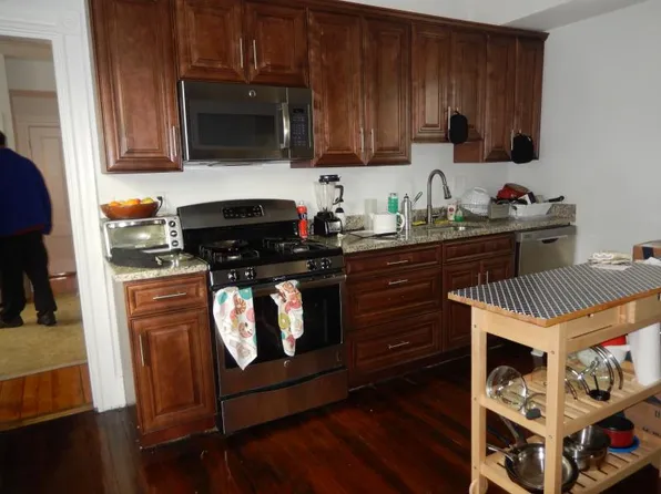 40 Custer St #1R, Jamaica Plain, MA 02130