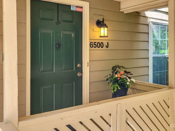 6500 Clavell Ln APT J, Charlotte, NC 28210