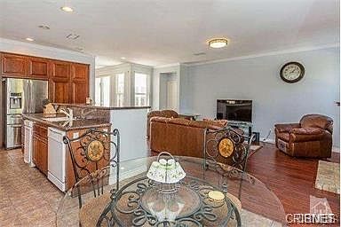 4th image of 1603 Blue Canyon St
