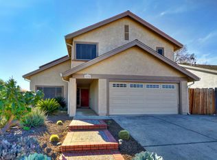 9024 Lismore Dr, Elk Grove, CA 95624