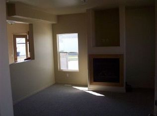 4904 W Calton Ln, South Jordan, UT 84009