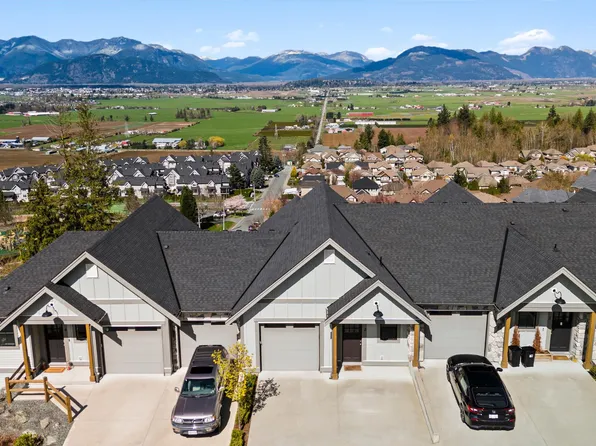 47203 Vista Pl #3, Chilliwack, BC V2R 6E2