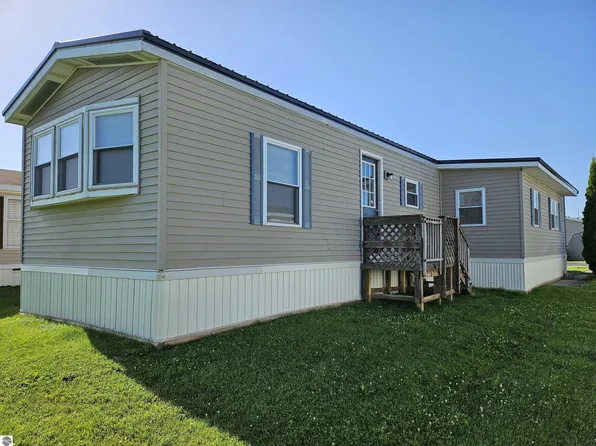 4151 E Jordan Rd Lot 51, Mount Pleasant, MI 48858