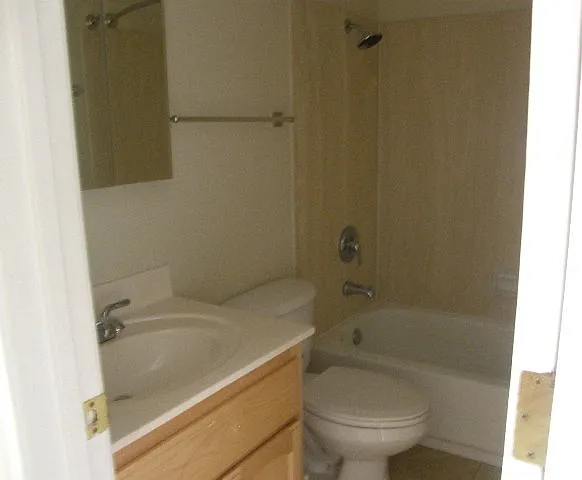 4225 Calle Barona #C — Photo 15